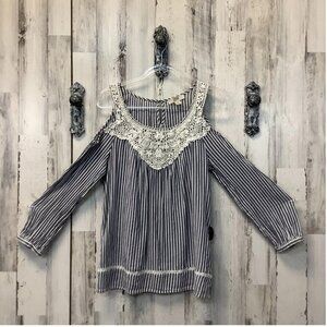 Vintage America Blues Cold Shoulder Crochet Lace Blouse Top Blue Stripes Size M